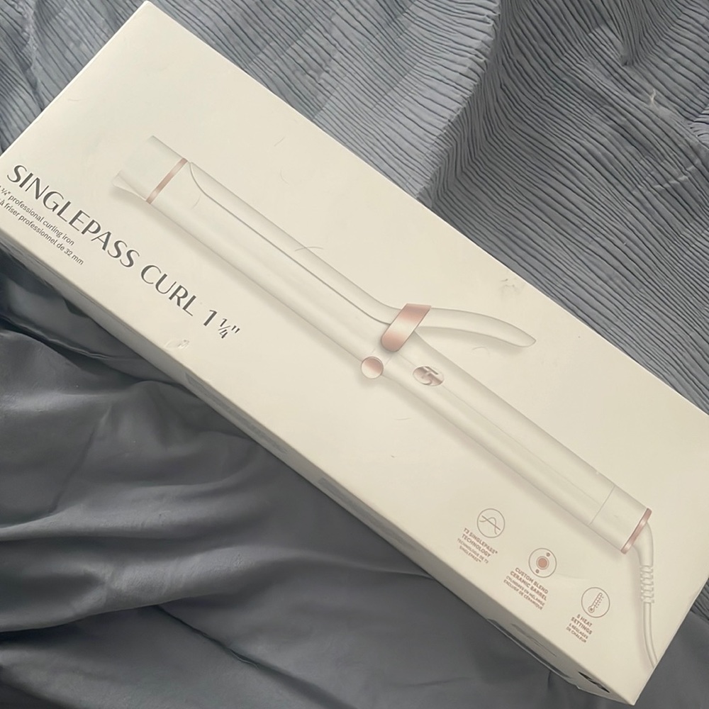 T3 Singlepass Curl 1.25 inch Curling Iron
